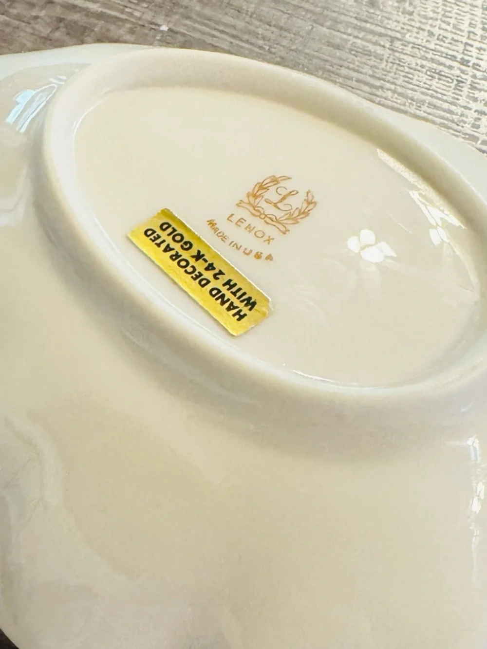 Lenox Vintage Leaf Dish 24K Gold Trim Ivory Trinket Dish - Picture 6 of 8